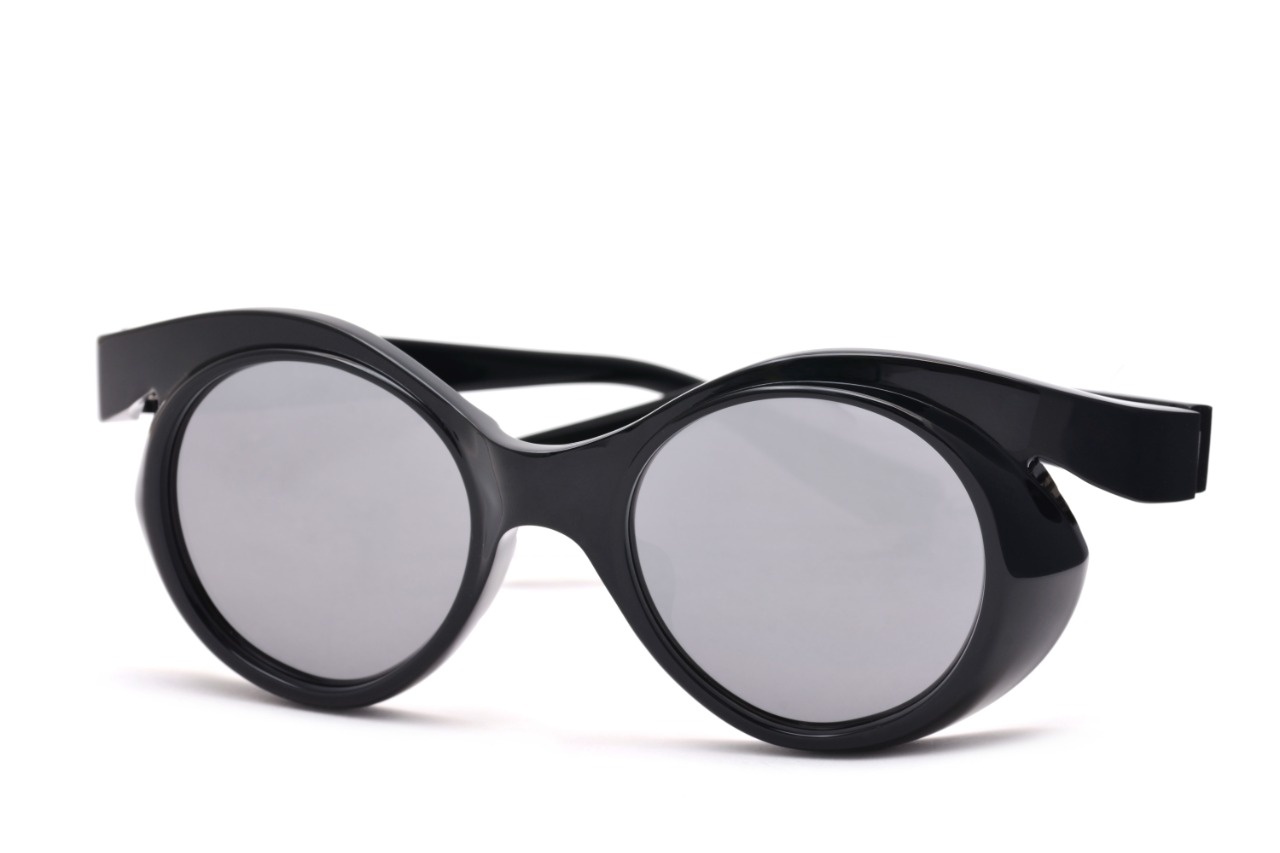 FACTORY900(ファクトリー900) スッタフ佐藤、新調するメガネの色で悩む 